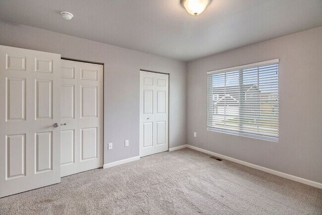 Building Photo - 16044 Bedington Dr