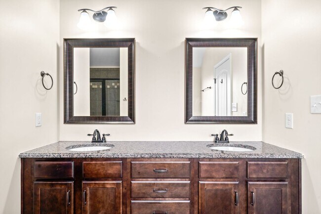 Building Photo - 2976 McManus Cir