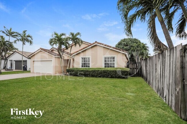 Building Photo - 15210 SW 142nd Terrace