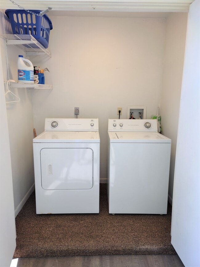 Building Photo - Bird Bay Village Annual Rental – Furnished 1st Floor Unit with Covered Parking