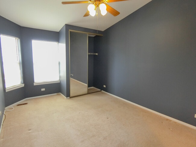 Building Photo - 905 Sturnbridge Ct