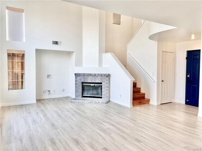 Building Photo - 3795 Plantation Cir