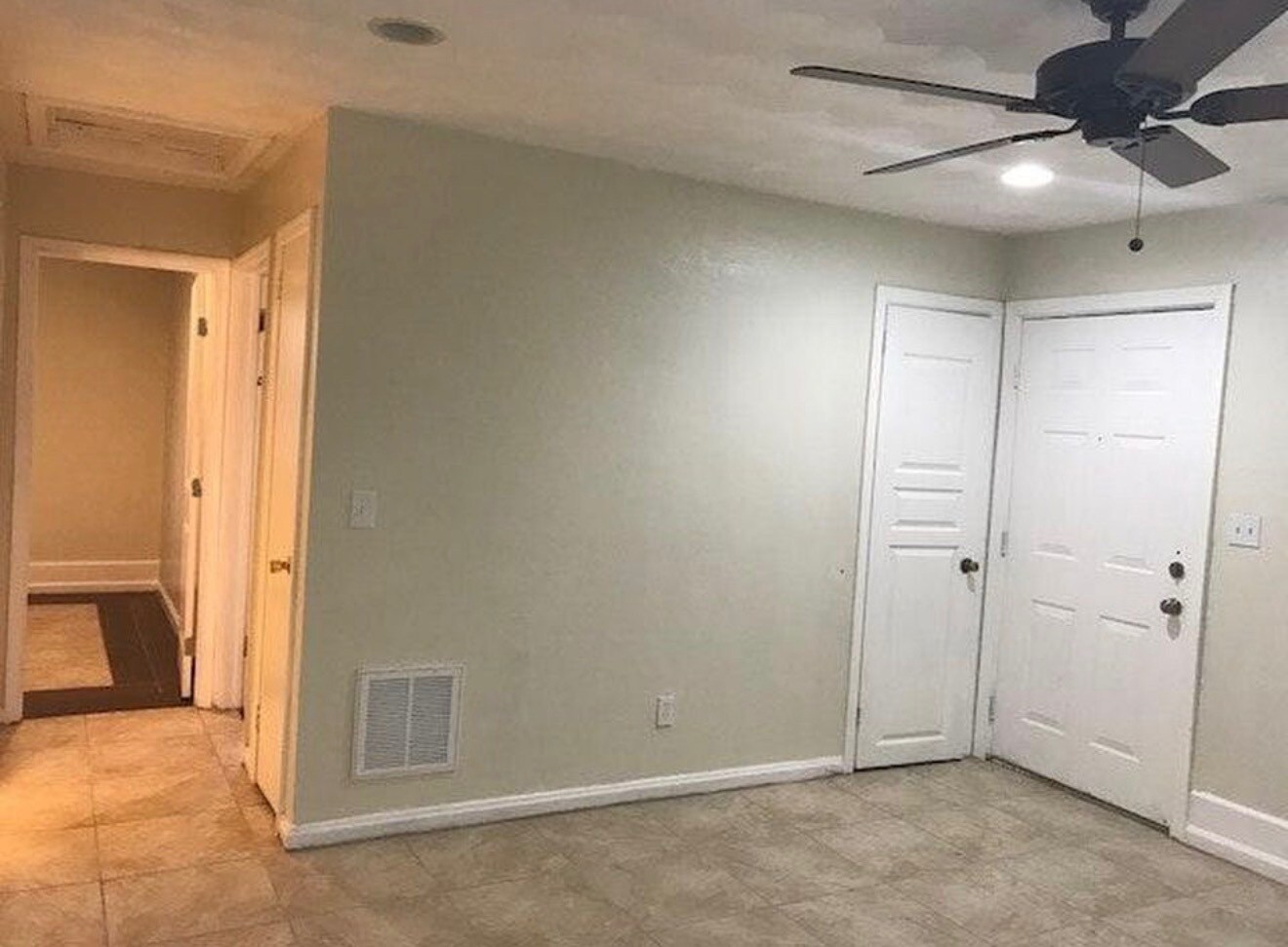 Building Photo - 871 W 37th St