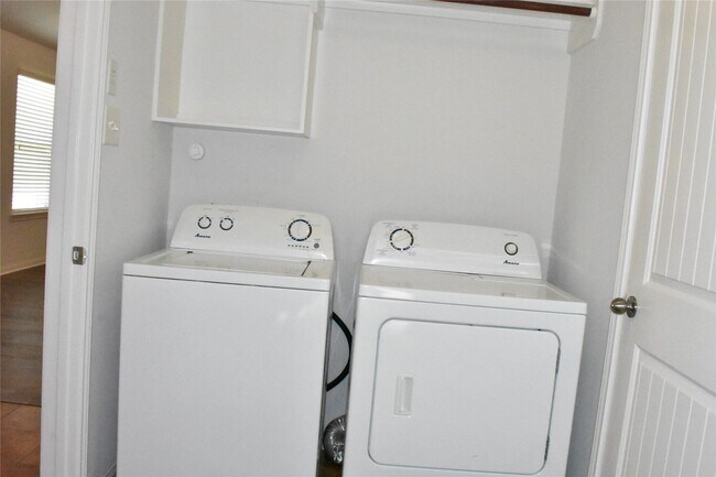 Building Photo - 20206 Sweet Magnolia Pl