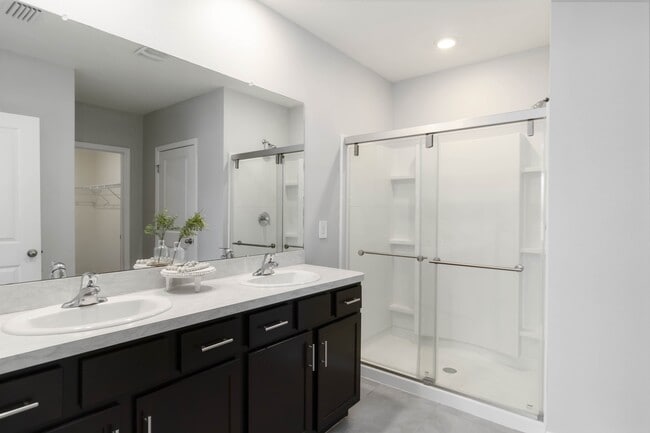 Building Photo - 17309 Reserva Dr