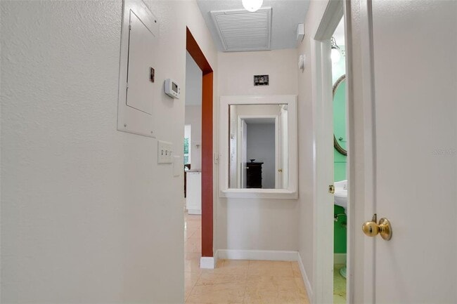 Building Photo - 3118 W Fielder St