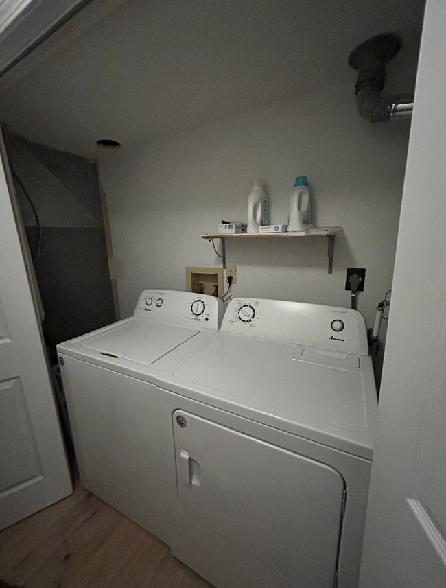 Building Photo - 807 S 18th St