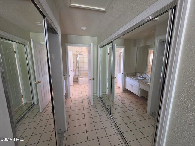 Building Photo - 4500 Yorkfield Ct