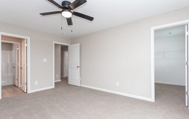 Building Photo - 5346 GREYSTOKE Pl