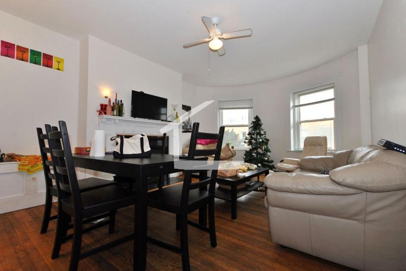 Building Photo - 8 Saint Lukes Rd