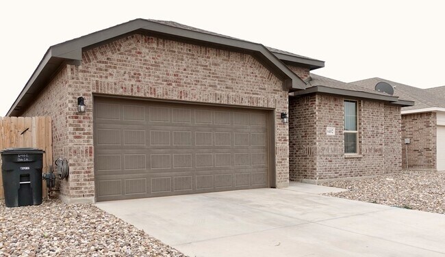 Building Photo - 6402 Globe Life Ct