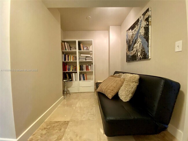 Building Photo - 2333 Brickell Ave