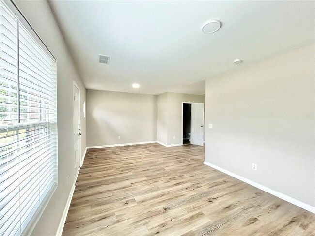 Building Photo - 736 Wheel House Ln