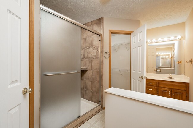 Building Photo - 3 Bedroom 2 Bathroom in Carden Meadows nei...