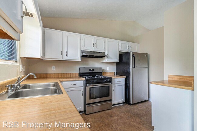 Building Photo - 3 br, 2 bath House - 4731 White Oak Path