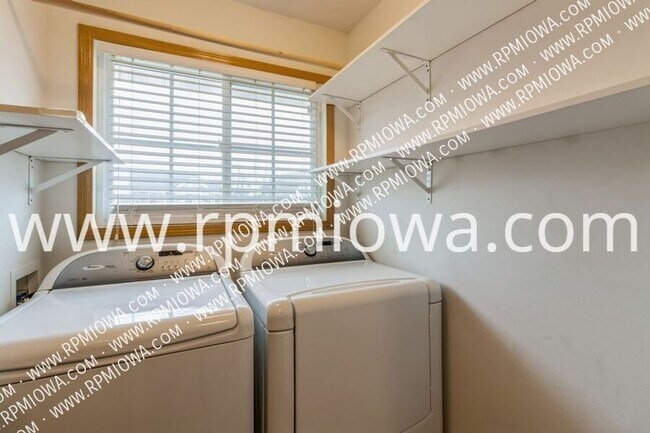 Building Photo - 14616 Westbrook Dr