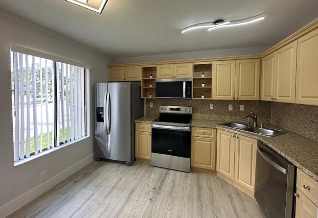 Building Photo - 8211 NW 191st St