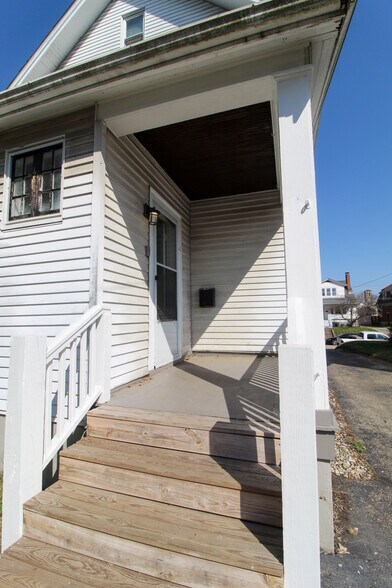 Building Photo - 2621 Ida Ave