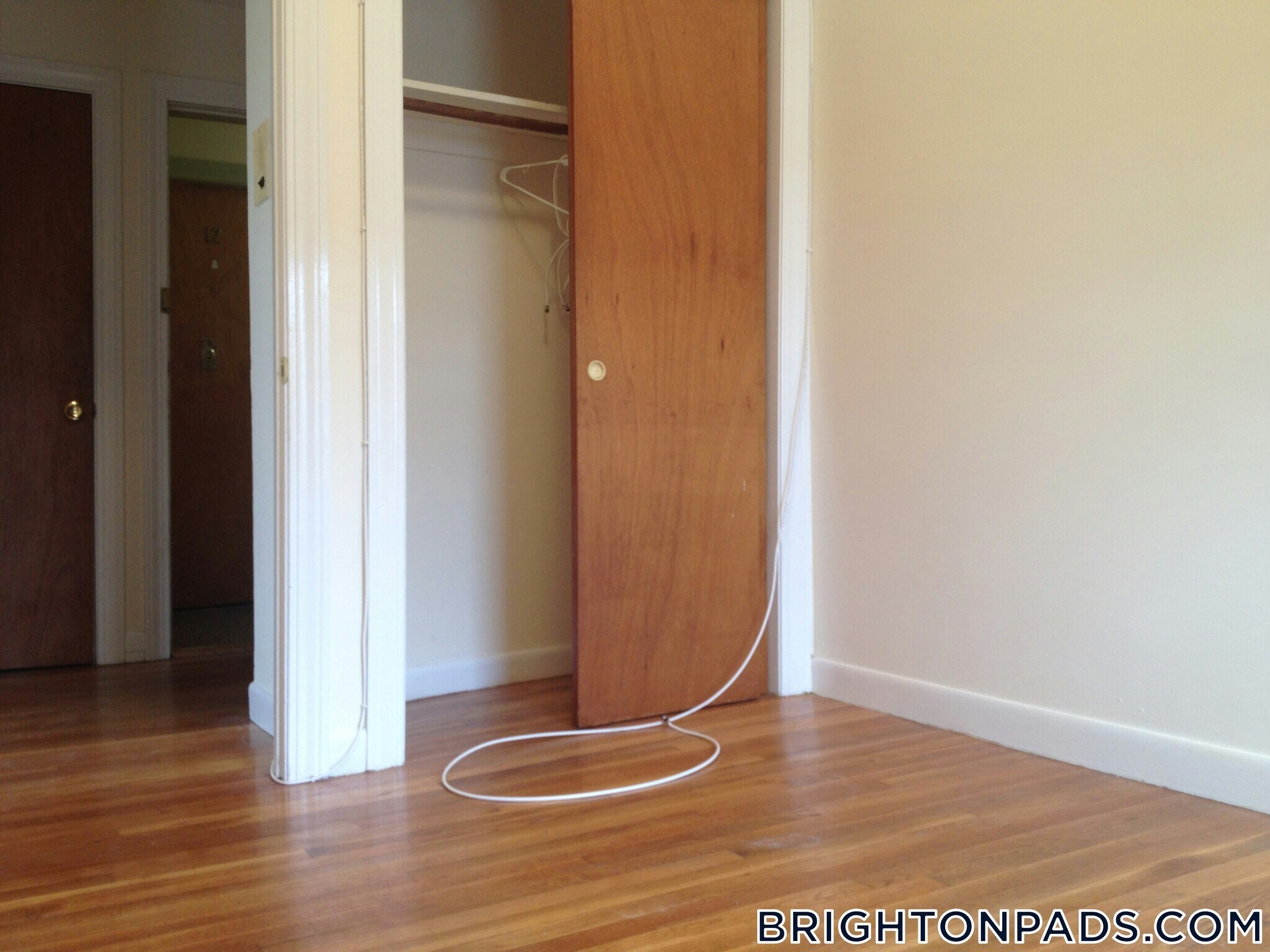 Building Photo - 160 N Beacon St