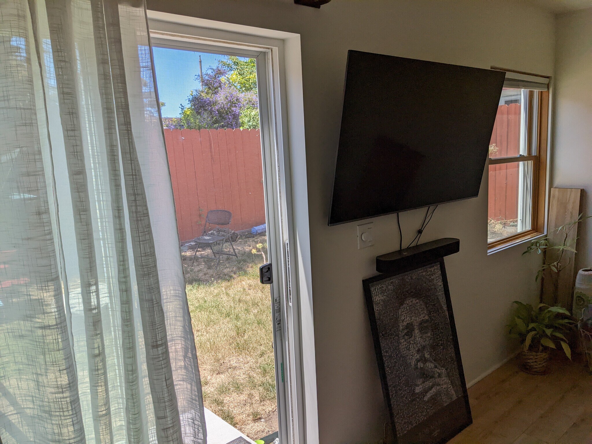 Building Photo - 820 46th St