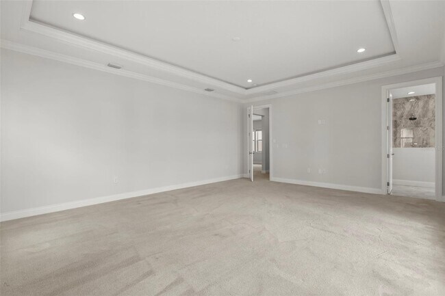 Building Photo - 10511 Royal Cypress Way