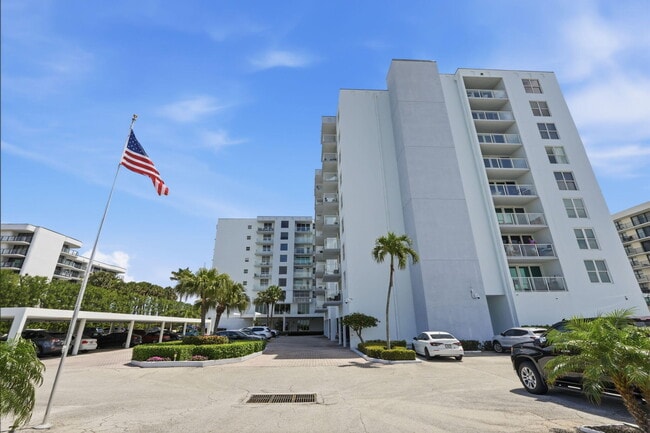Building Photo - 3450 S Ocean Blvd