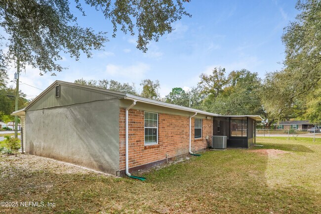 Building Photo - 4235 Key Vega Ct
