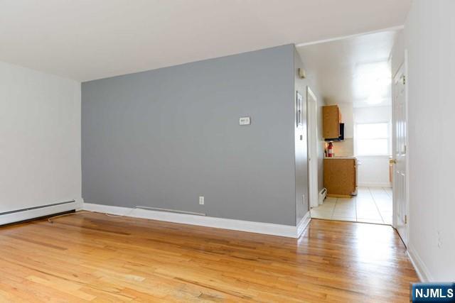 Building Photo - 395 S Park St