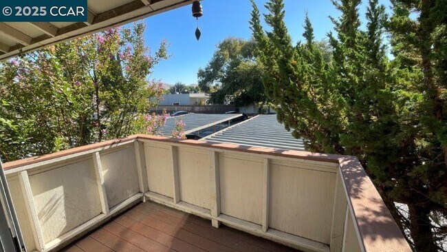 Building Photo - 4260 Clayton Rd