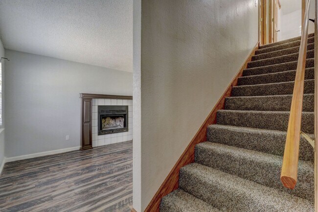 Building Photo - 8544 SW 75th St