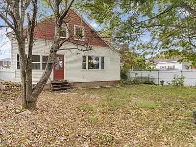 Building Photo - 14 Bellegarde Ave