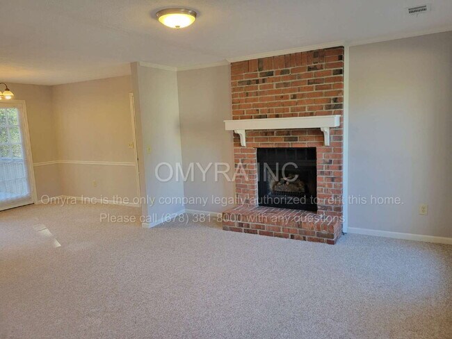 Building Photo - Charming 3 Bedroom Home in Snellville!