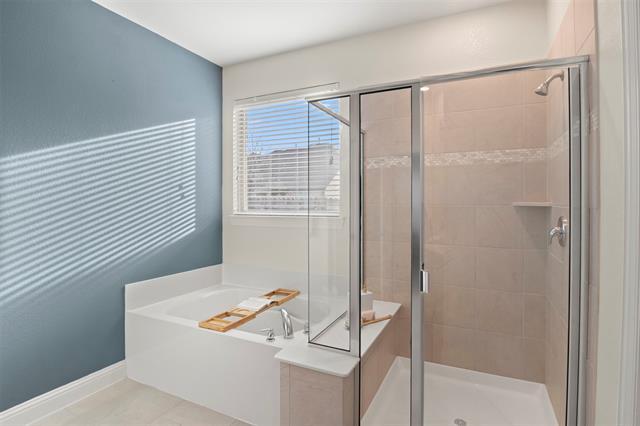 Building Photo - 10813 Culberson Dr