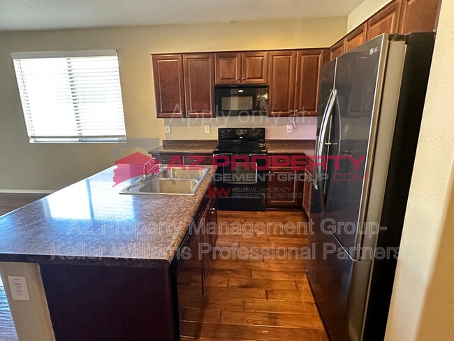 Building Photo - 9250 N 180th Ln
