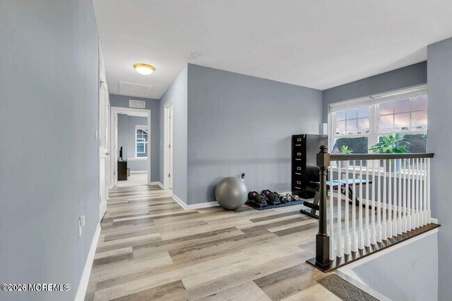 Building Photo - 52 Rockingham Way