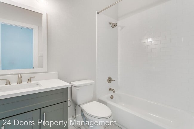 Building Photo - 5 br, 5.5 bath House - 3129 McCart
