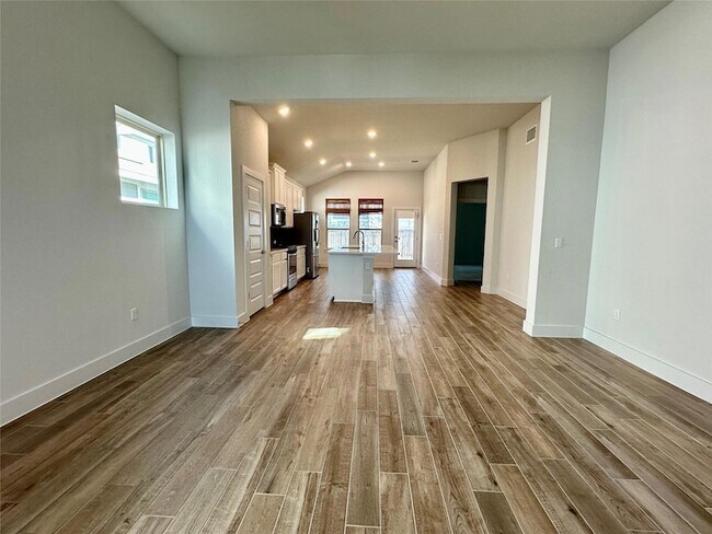 Building Photo - 8600 Cumbrae Ln