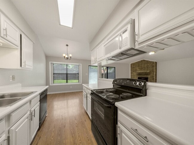 Building Photo - 19715 Bambiwoods Ct