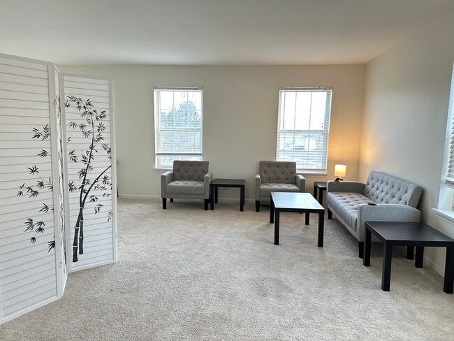 Building Photo - 2600 Providence Ave