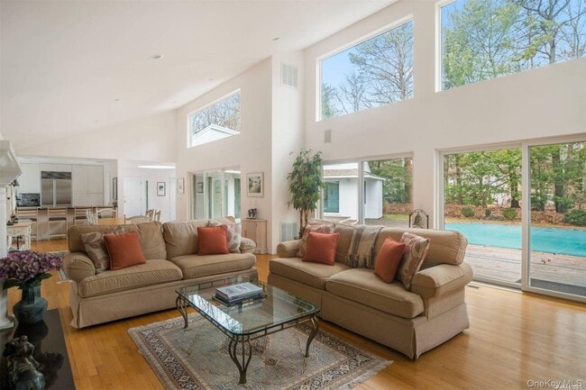 Building Photo - 14 Indian Pipe Dr