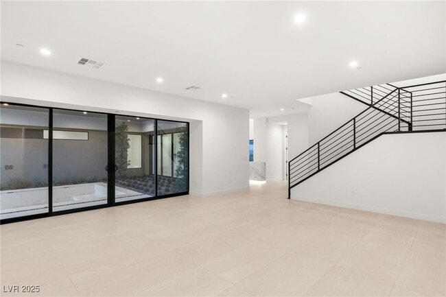 Building Photo - 7385 Heron Cyn Ct