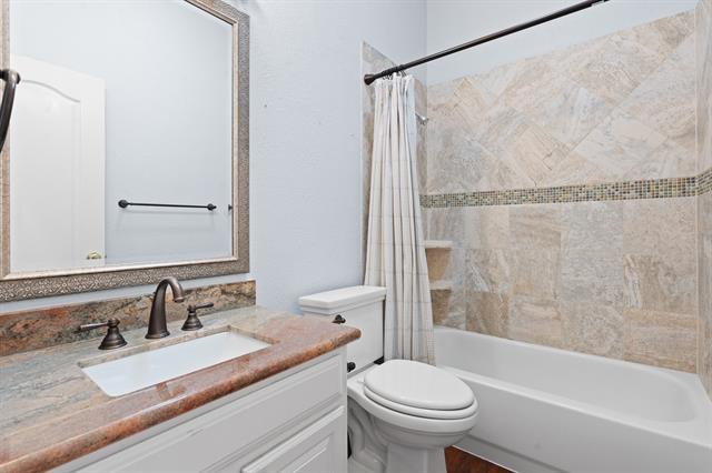 Building Photo - 4 Brookway Ct