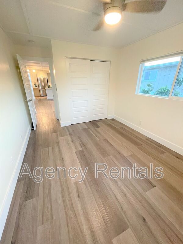 Building Photo - 3036 Monsarrat Ave