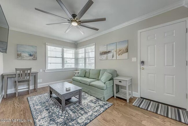 Building Photo - 2103 1st St S