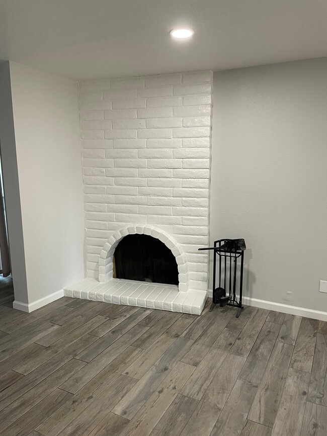 Building Photo - 8775 Brigham Way