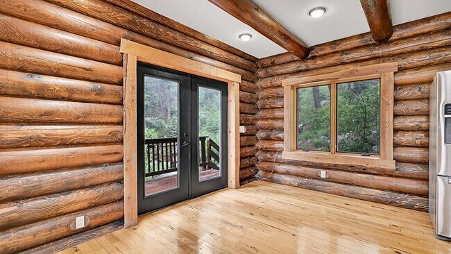 Building Photo - 5096 Crystal Park Rd