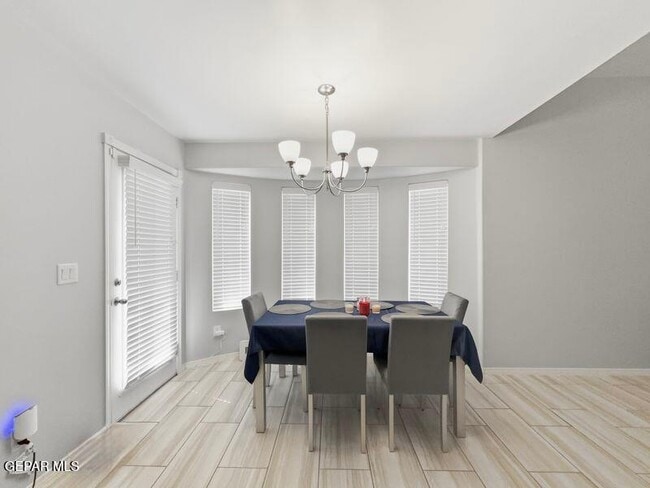 Building Photo - 13828 Summer Story Ave