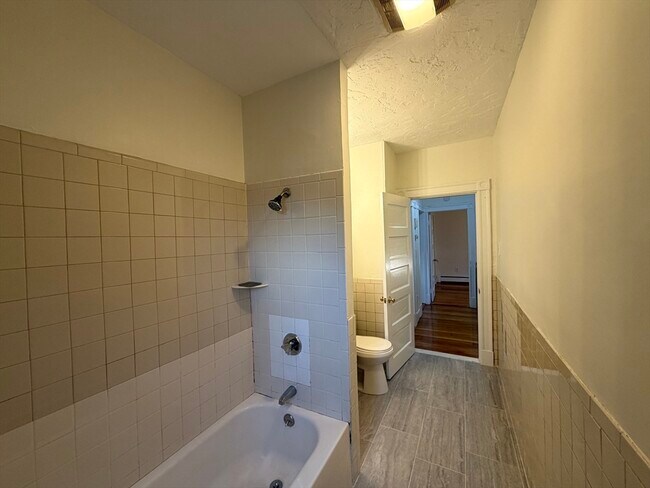 Building Photo - 55 Scammell St