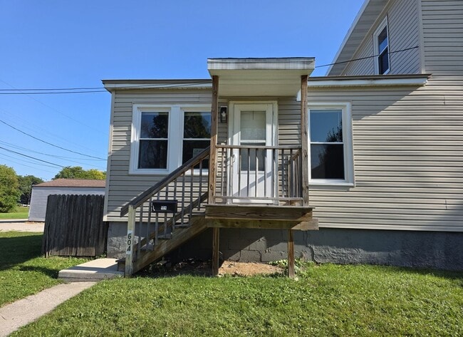 Building Photo - Shipyard Maple At 5th