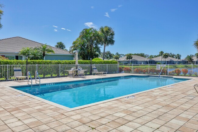 Building Photo - 796 Tartan Dr